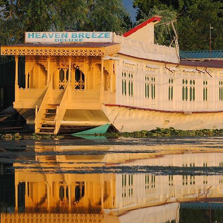 Heaven Breeze Group Of Houseboats Hotell Srīnagar Exteriör bild